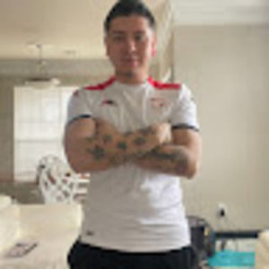 Meet your Posher, Hernan camilo